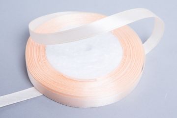 Лента атласная 10мм 25м персиковая 1/10