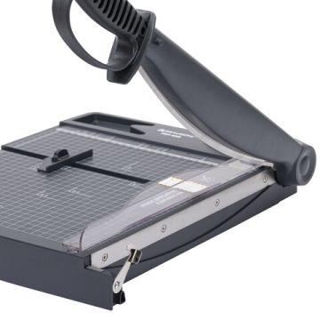 Резак сабельный А4 30л пласт основание длина реза 300мм BRAUBERG KATANA TSP-430 1/6 (Клиент)